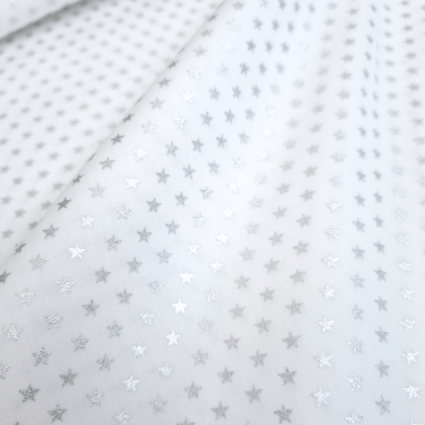 Coton de Noël - POINTS ÉTOILES SUR FOND VERT - coupe minimum ou multiples de 25 x 140 cm