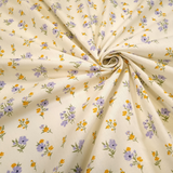 Digitaler Baumwollstoff H 140 cm – LILA/CREME KORNBLUMEN