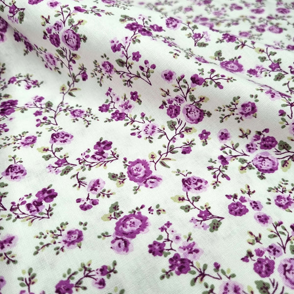 Satin de coton FLEURS LILAS - H 150 cm