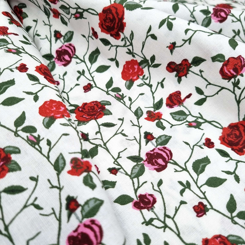 Satin de coton ROSES ROUGES - H 150 cm