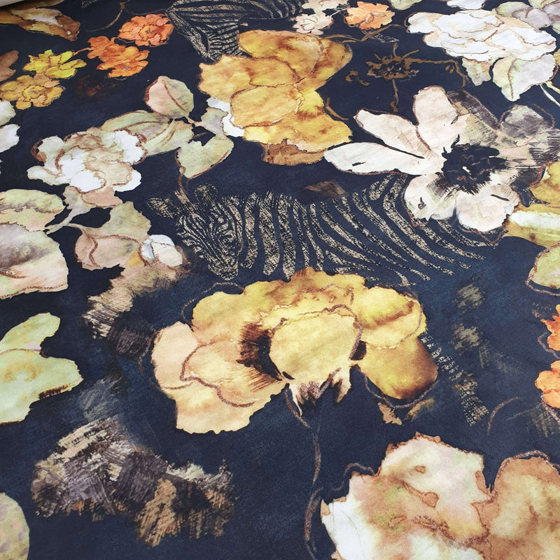 Digital Velvet – SCHWARZE HINTERGRUNDBLUMEN – Mindestschnitt oder Vielfaches von 25 x 140 cm